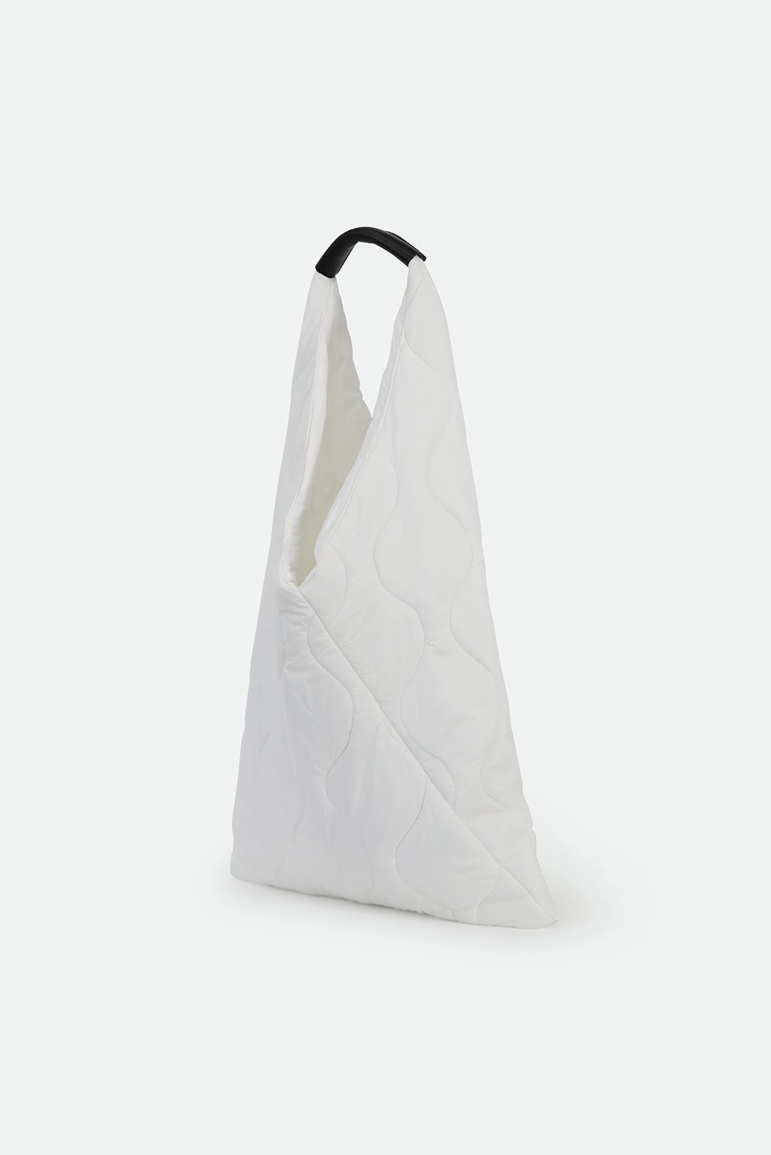 THE GALLERY TOTE QUILTED WITH LEATHER DETAIL