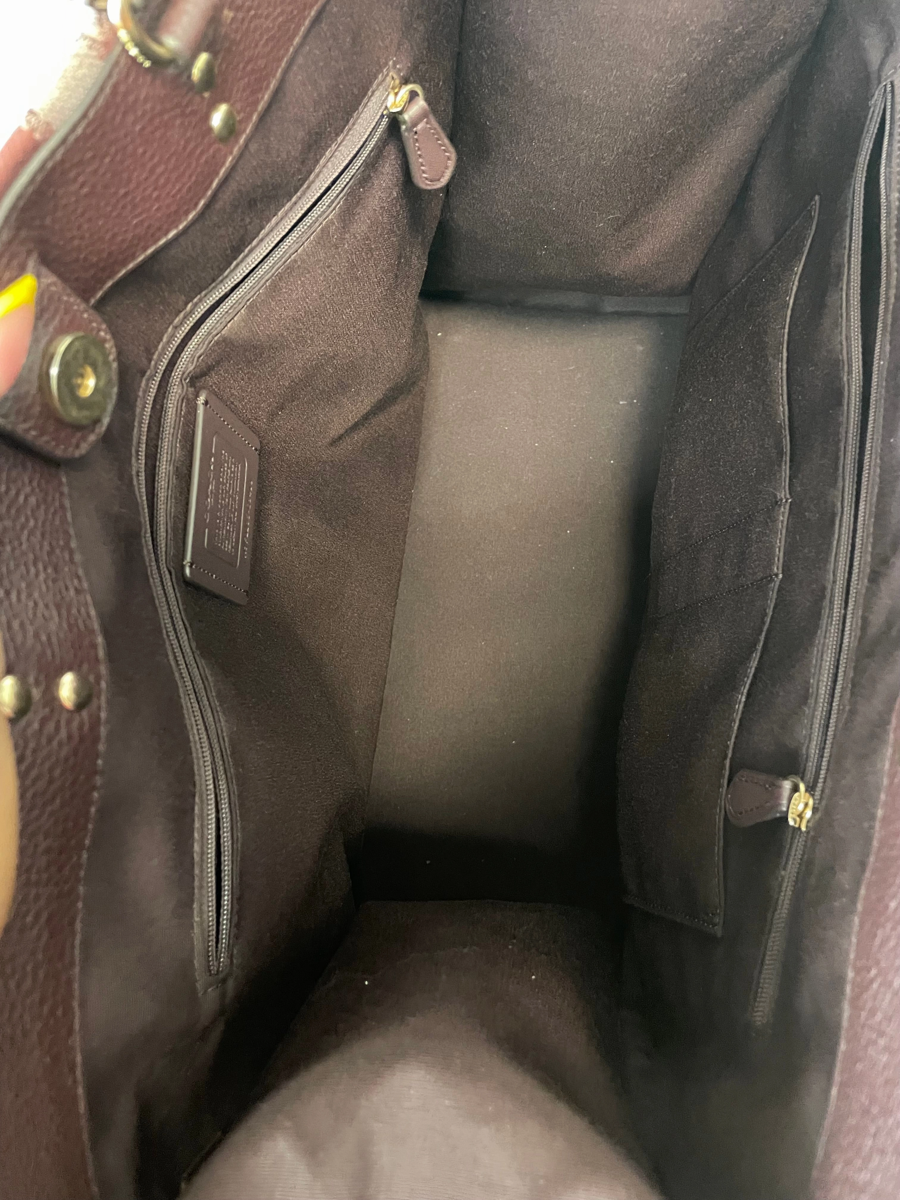 TOTE DESIGNER by COACH In MAROON, Size: LARGE