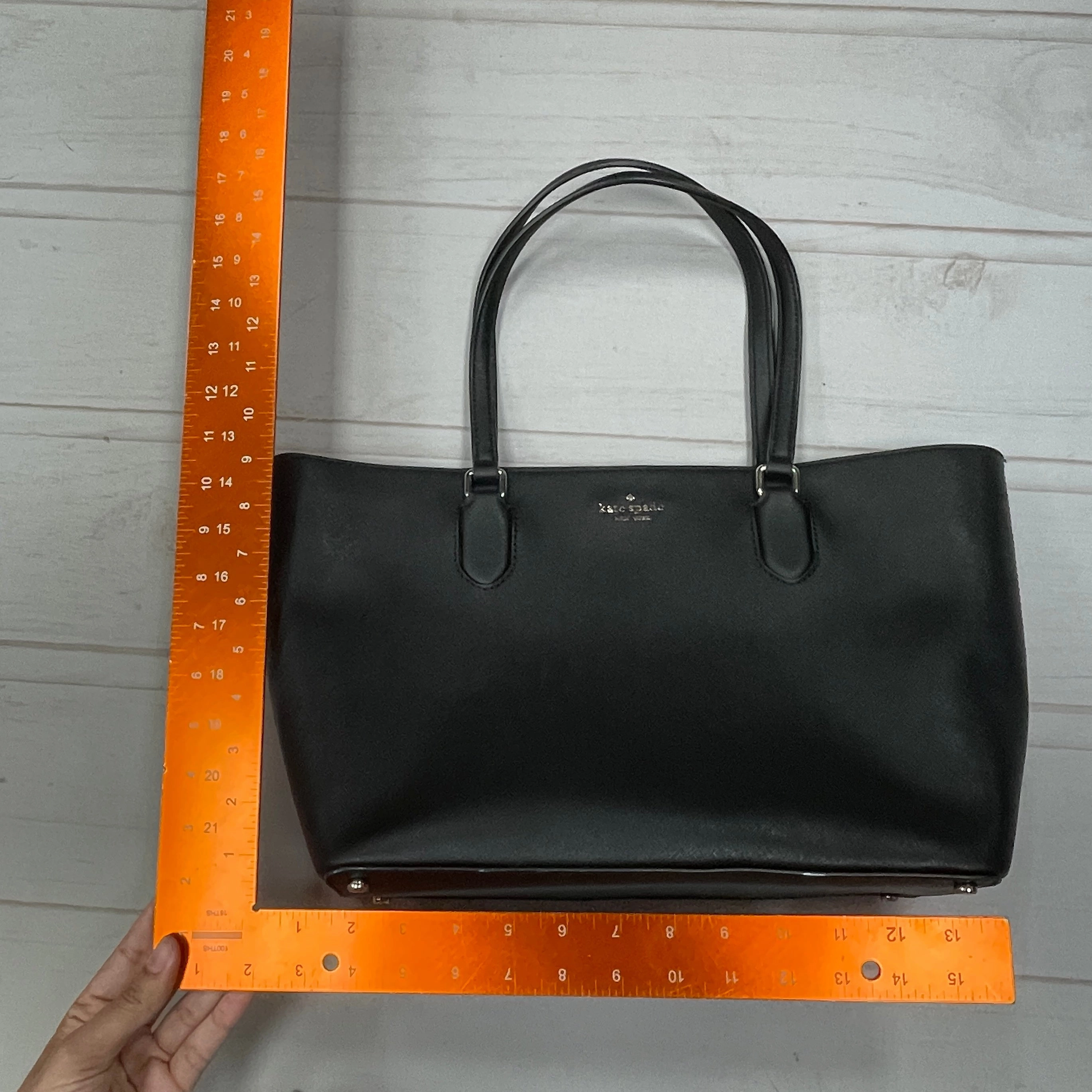 Tote Designer By Kate Spade, Size: Medium