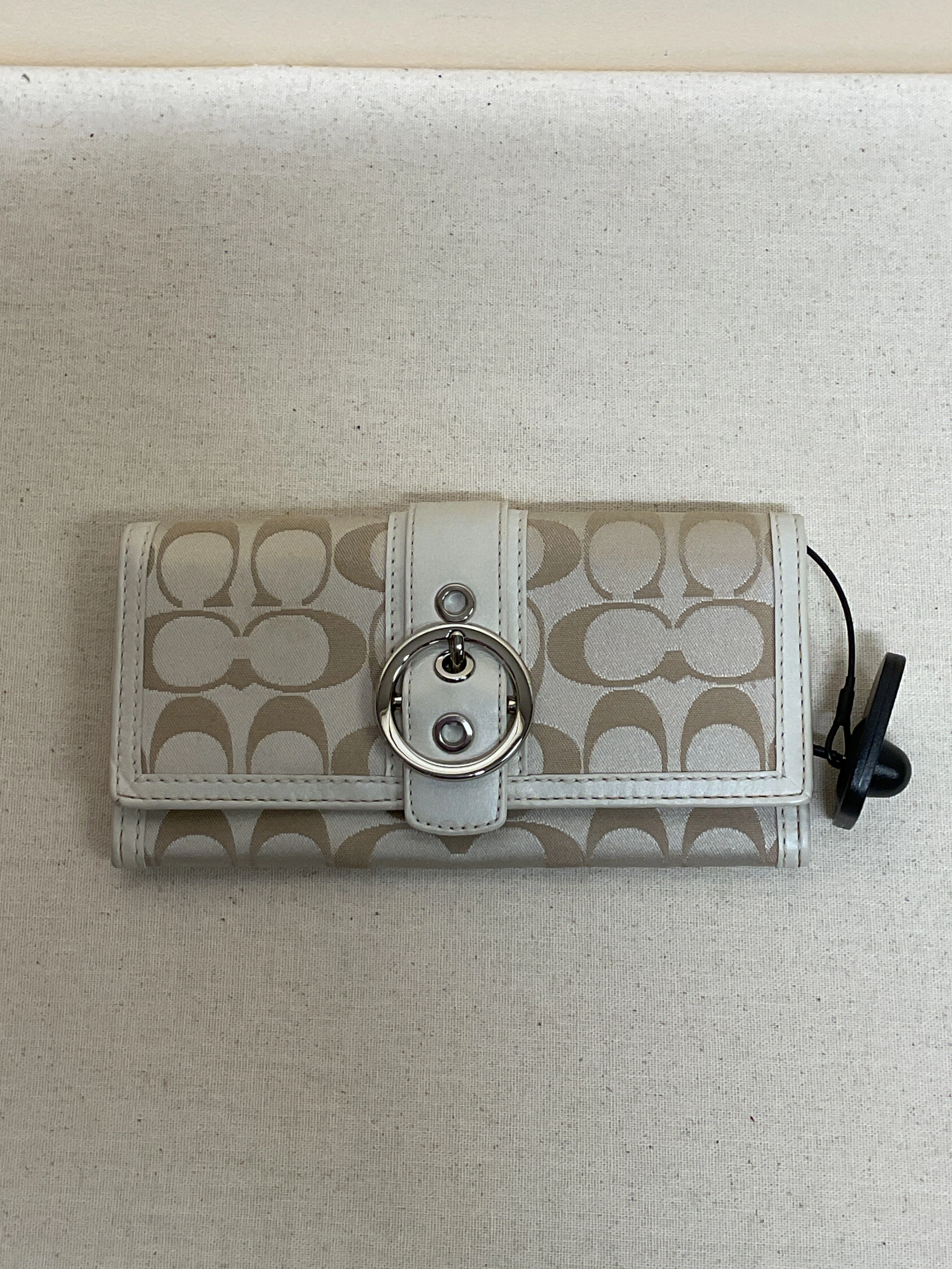 Wallet Designer By Coach In Cream, Size:Medium