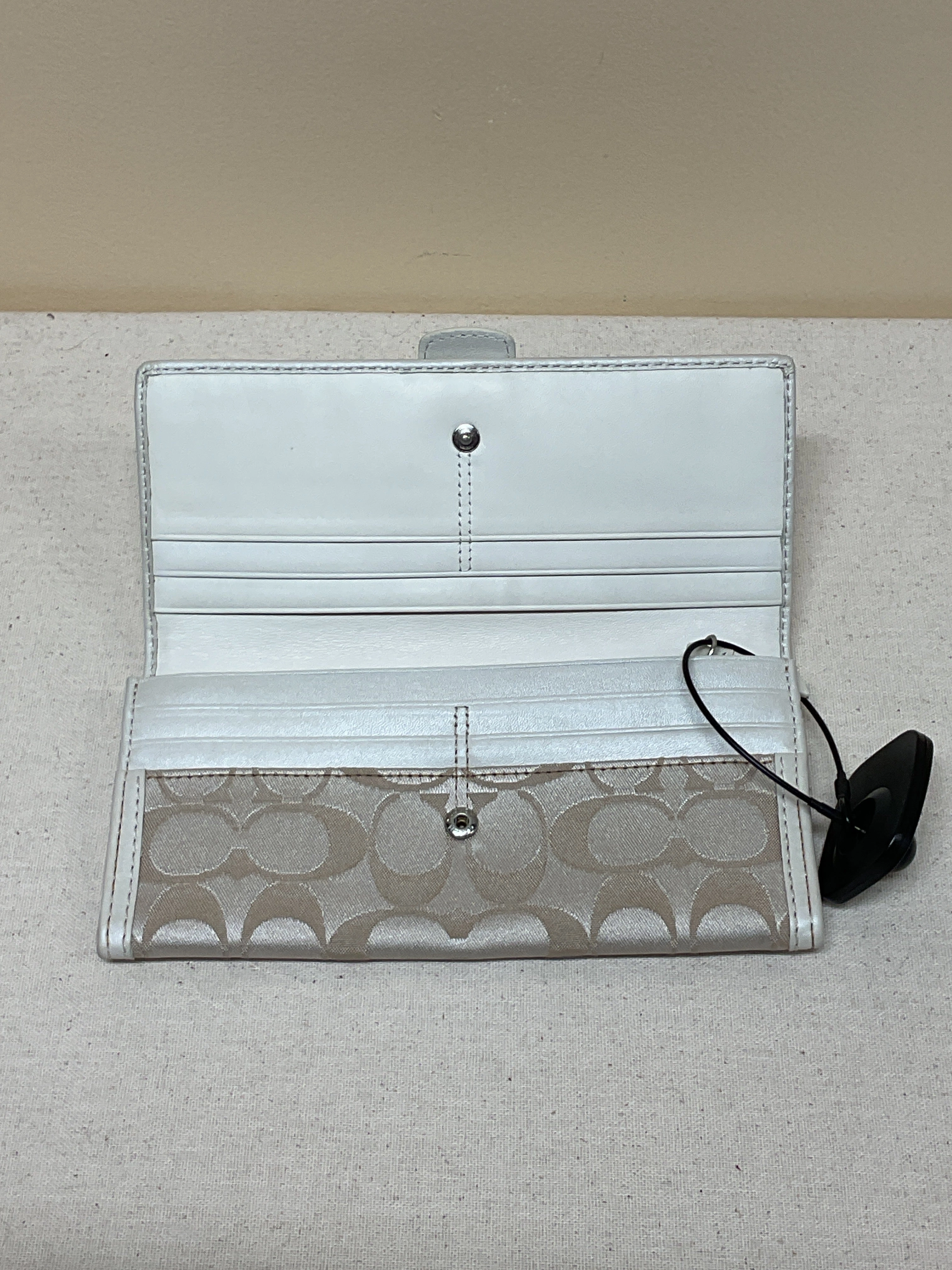 Wallet Designer By Coach In Cream, Size:Medium
