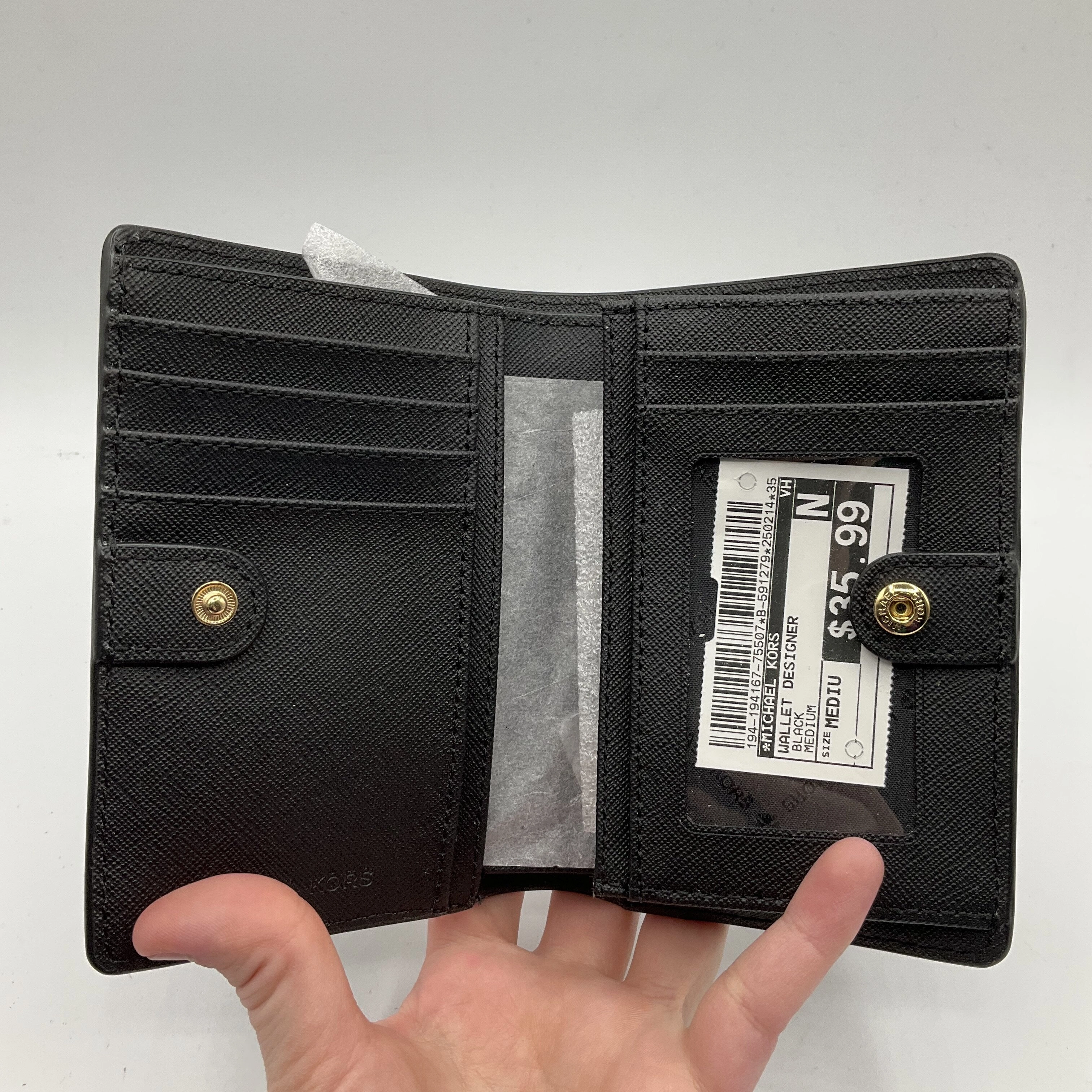 Wallet Designer By Michael Kors  Size: Medium