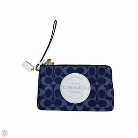Wristlet Designer By Coach, Size: Medium