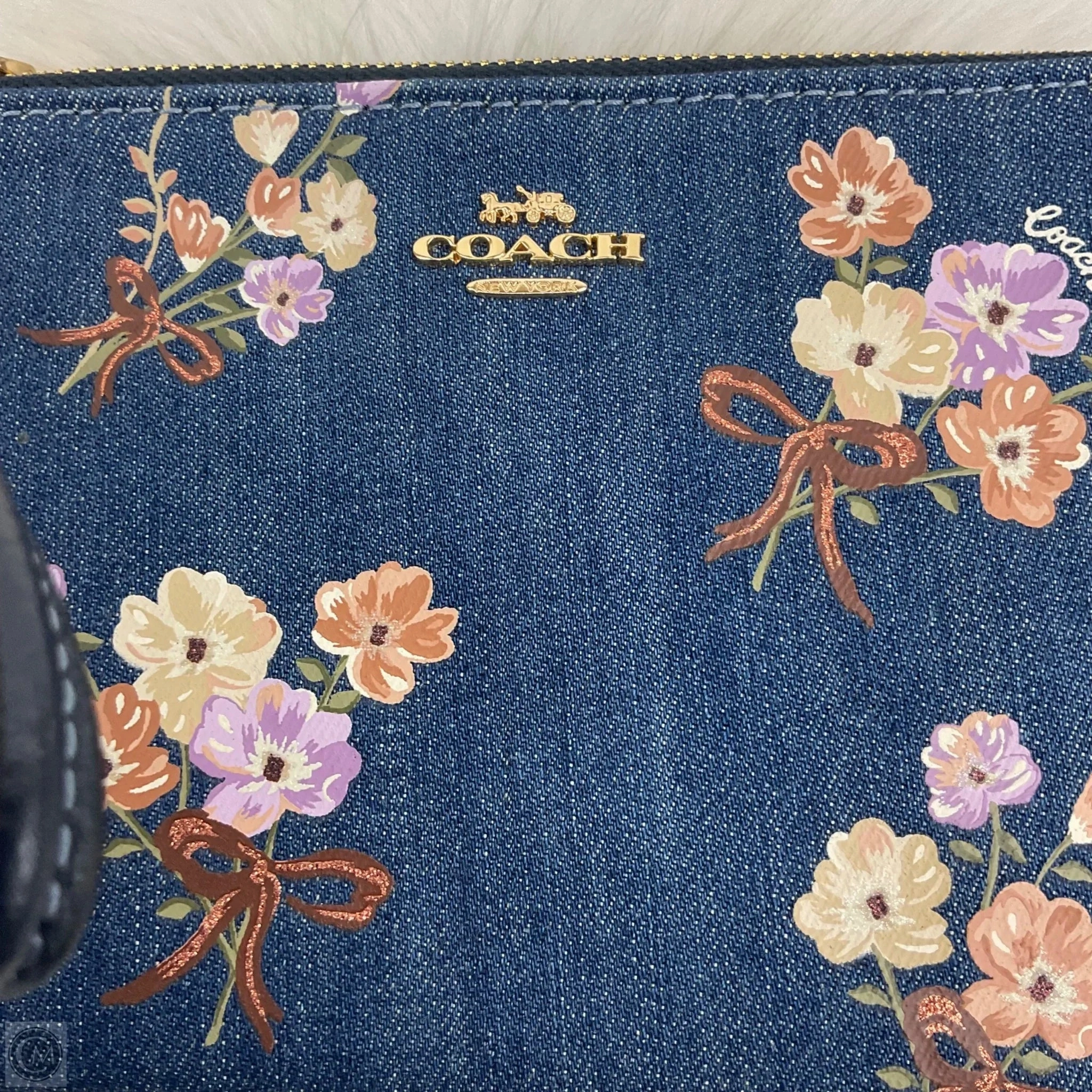 Wristlet Designer By Coach, Size: Medium