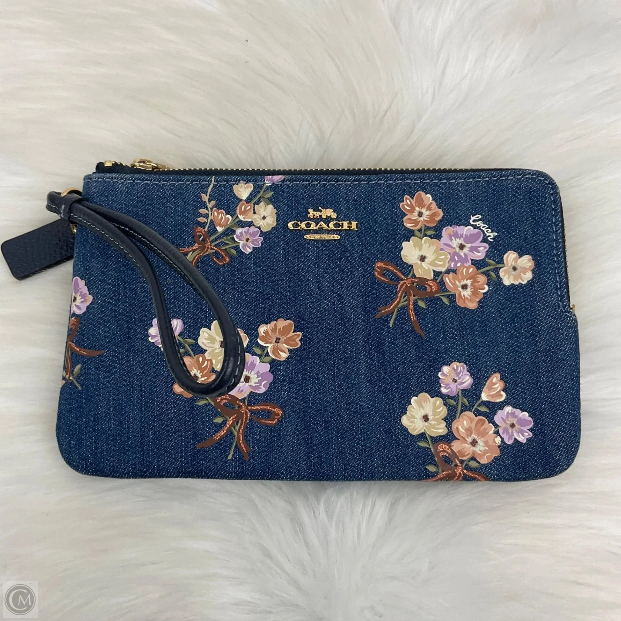 Wristlet Designer By Coach, Size: Medium