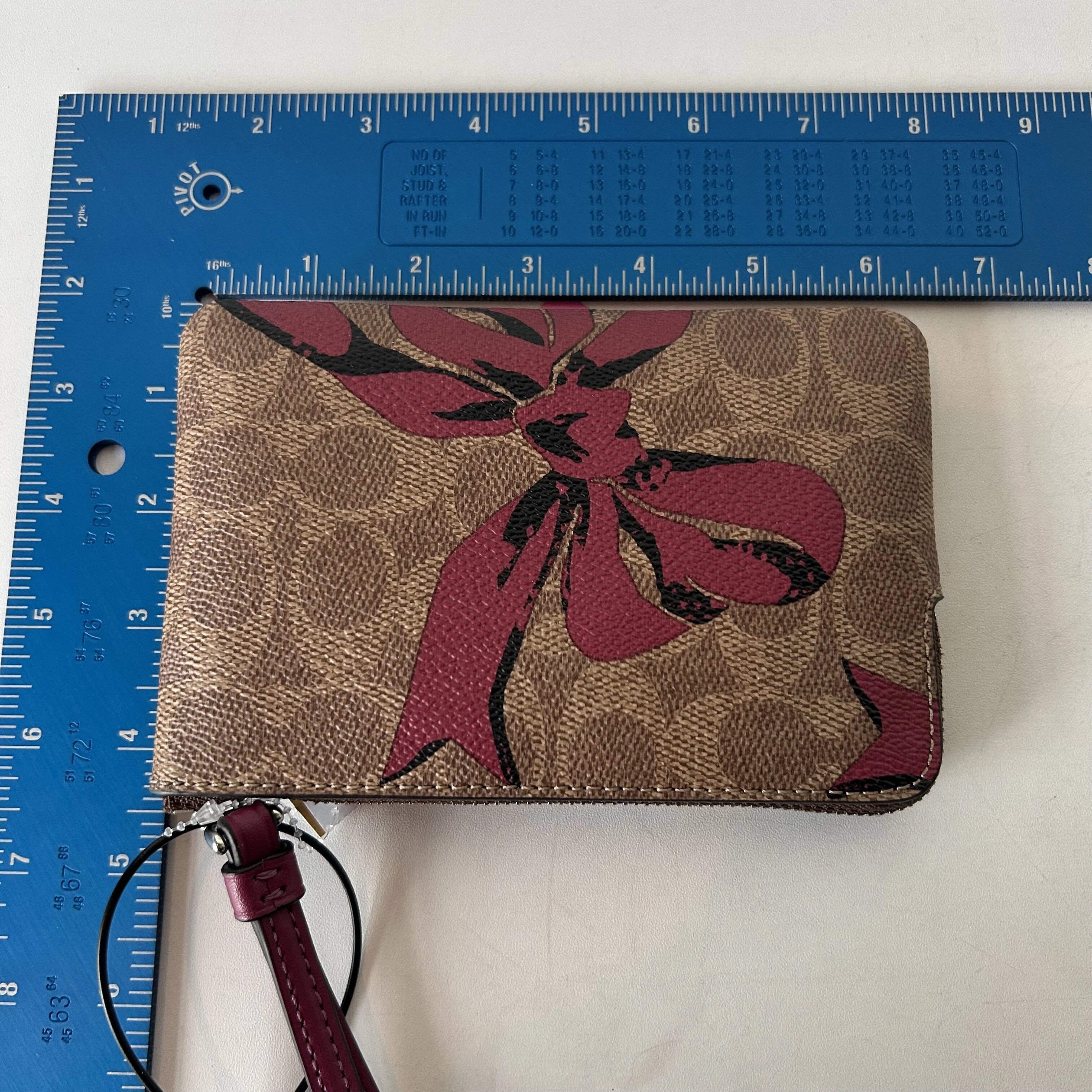Wristlet Designer By Coach  Size: Small