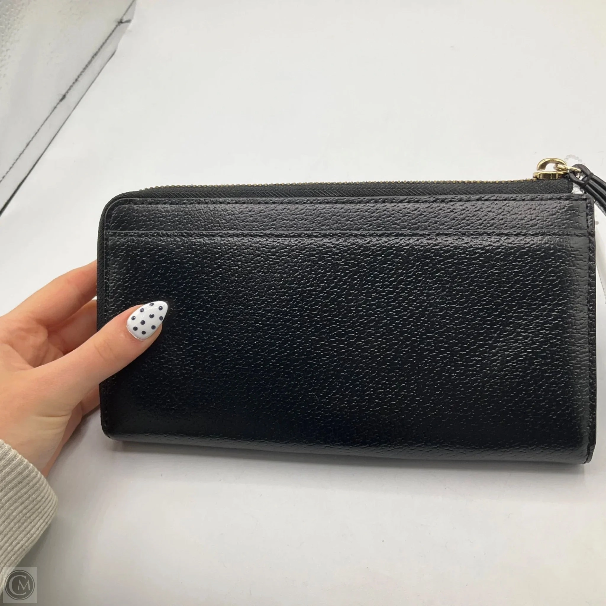 Wristlet Designer By Kate Spade, Size: Medium