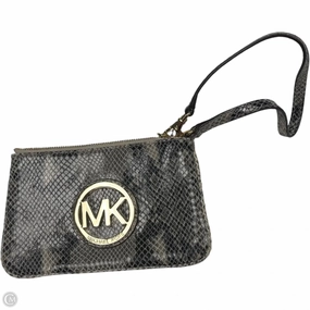 Wristlet Designer By Michael Kors, Size: Medium